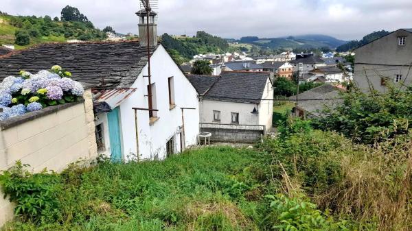 Casa independiente en calle Sur