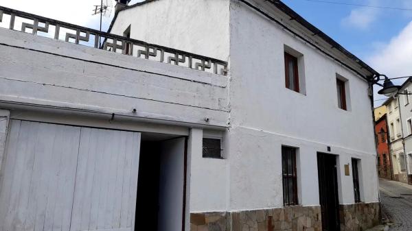 Casa independiente en calle Sur