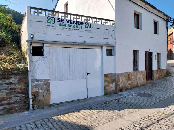 Casa independiente en calle Sur