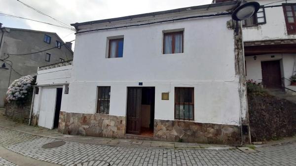 Casa independiente en calle Sur