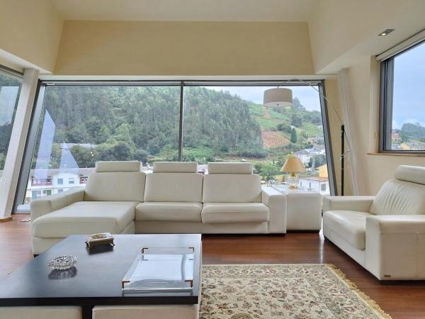 Casa independiente en avenida de Taramundi