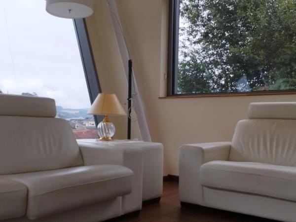 Casa independiente en avenida de Taramundi