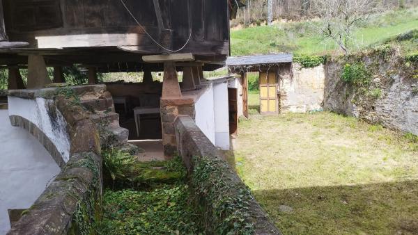 Casa independiente en Lg Valle de Paredes