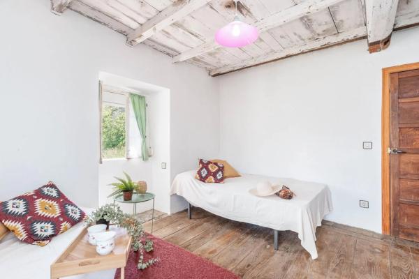 Casa independiente en Barrio la Grandelia, 3