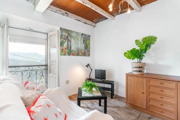 Casa independiente en Barrio la Grandelia, 3