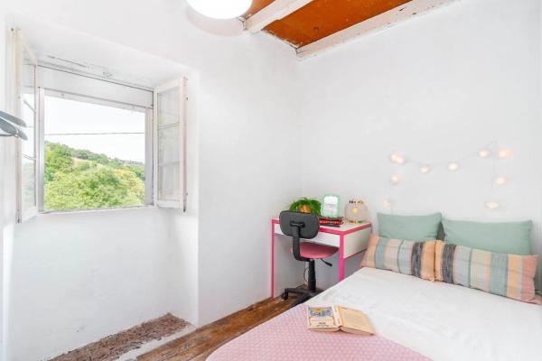 Casa independiente en Barrio la Grandelia, 3