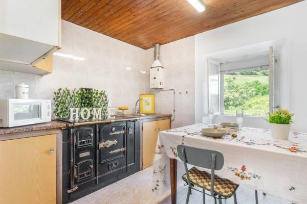 Casa independiente en Barrio la Grandelia, 3