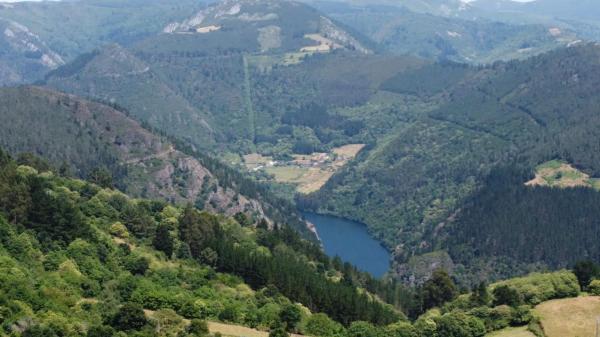 Casa independiente en Barrio la Grandelia, 3