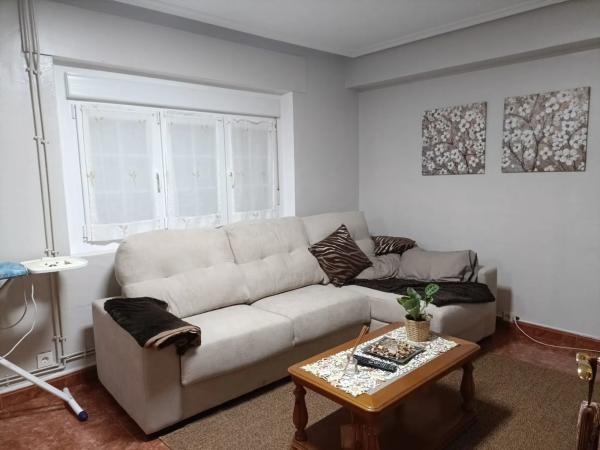 Casa independiente en Brieves, Valdés