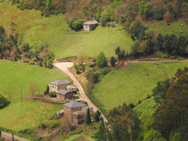 Casa de pueblo en Aldea Brañuas, 29 a