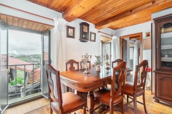 Casa independiente en Vía, 2