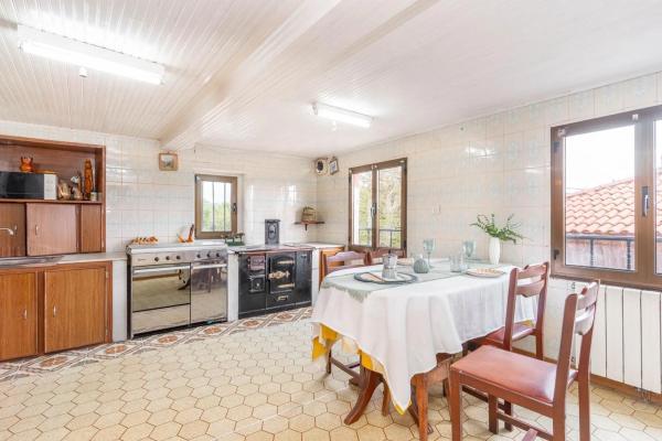 Casa independiente en Vía, 2