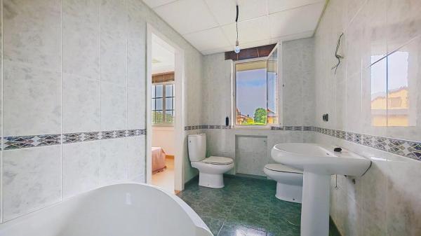 Casa independiente en avenida del Puerto s/n