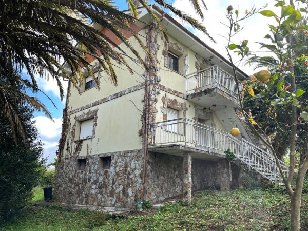 Casa independiente en calle da Fonte, 6 a