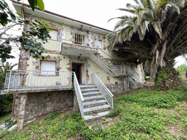 Casa independiente en calle da Fonte, 6 a