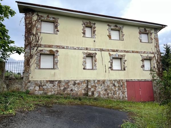 Casa independiente en calle da Fonte, 6 a