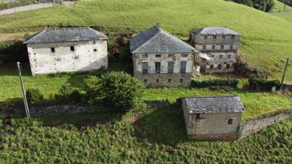 Casa independiente en Luarca - Pola de Allande, 6