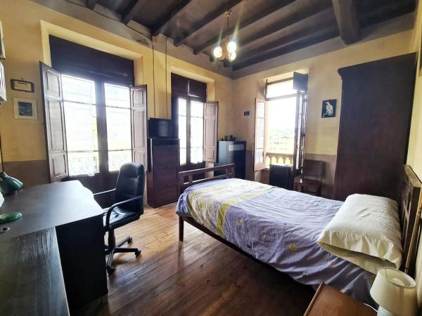 Casa independiente en avenida Asturias