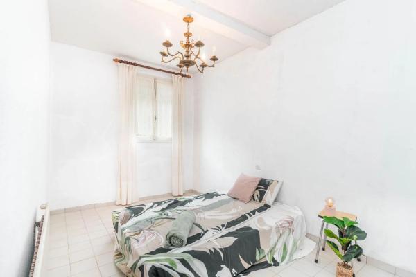 Casa independiente en camino Aviada, 77