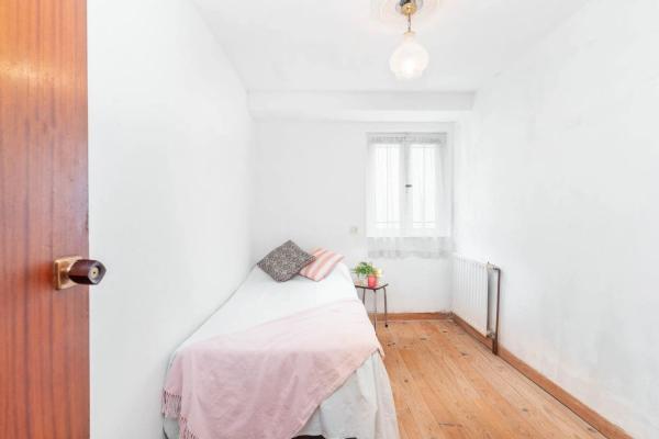 Casa independiente en camino Aviada, 77