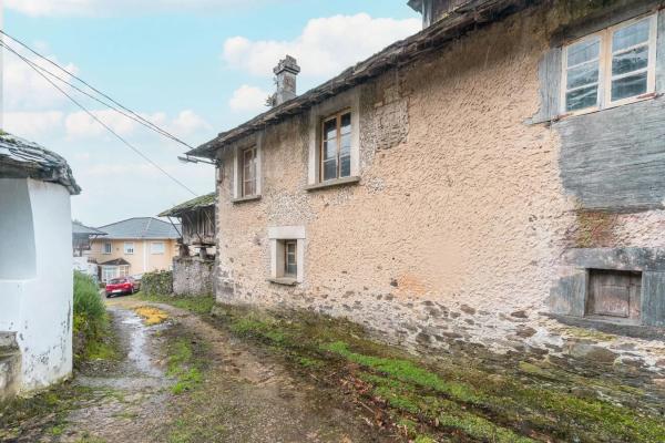 Casa de pueblo en Luarca - Villayón
