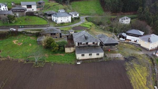 Casa de pueblo en Luarca - Villayón