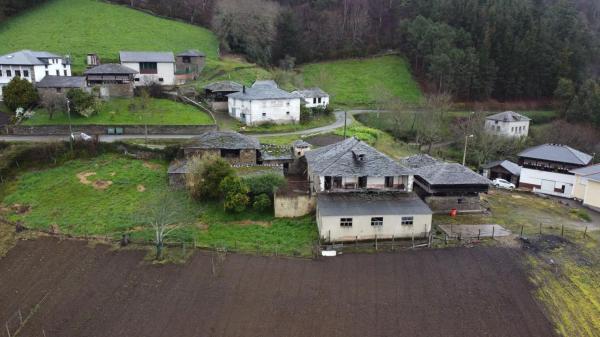 Casa de pueblo en Luarca - Villayón