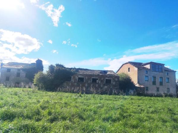 Casa independiente en Portela - San Julián