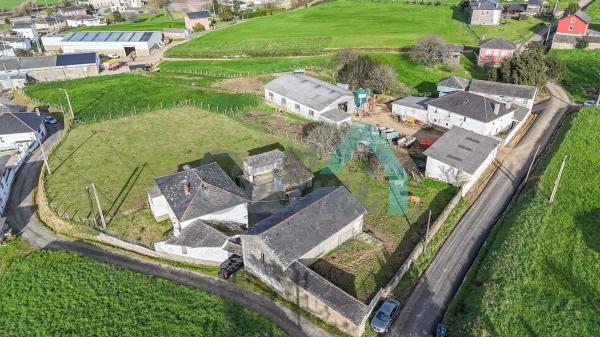 Casa independiente en camino El Palacio