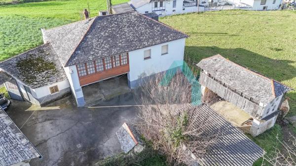 Casa independiente en camino El Palacio