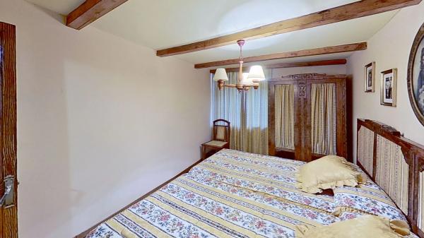 Casa independiente en Lg Casiellas