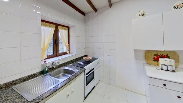 Casa independiente en Lg Casiellas