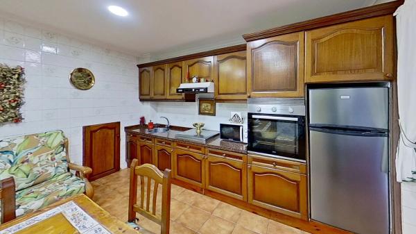 Casa independiente en Lg Casiellas