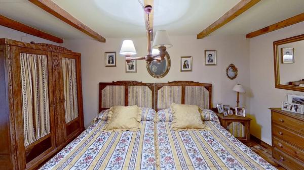 Casa independiente en Lg Casiellas