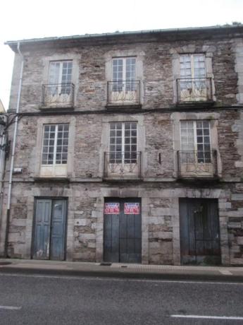 Casa de pueblo en N-640