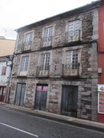 Casa de pueblo en N-640