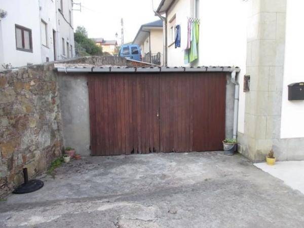 Casa independiente en calle Ferreira