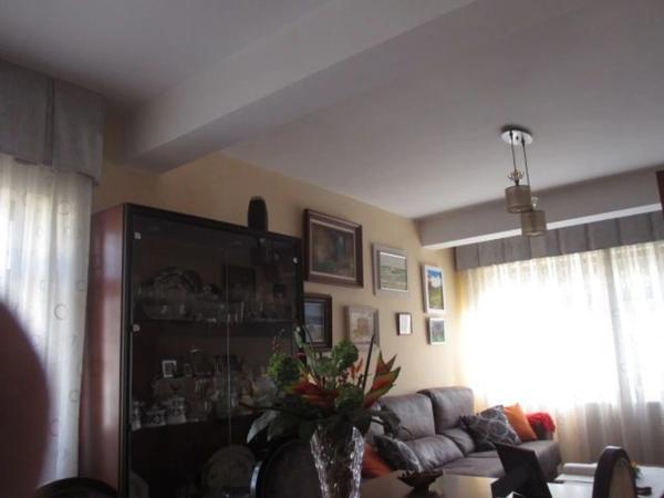 Casa independiente en calle Ferreira