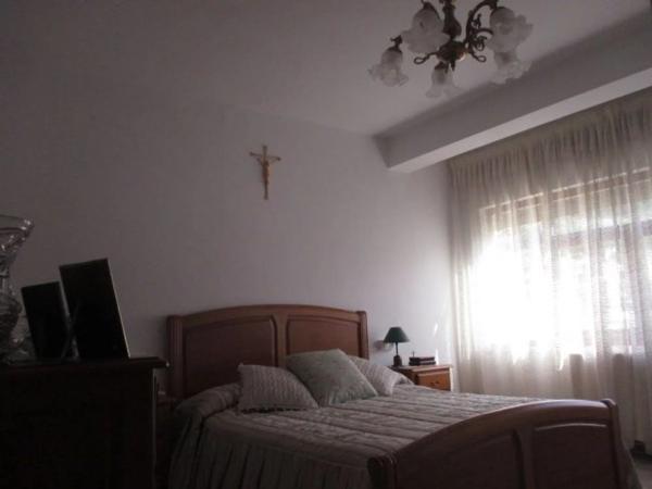 Casa independiente en calle Ferreira