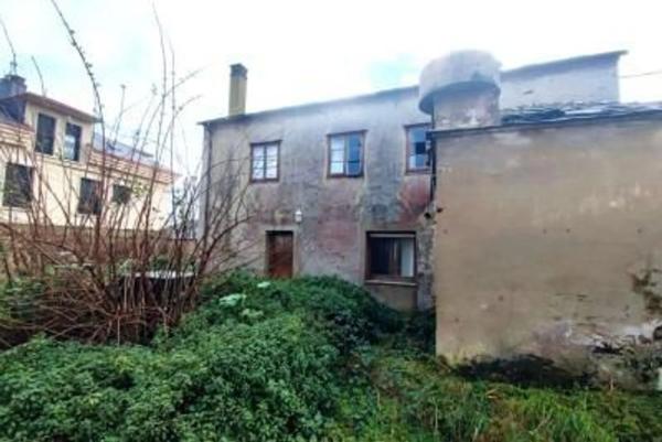 Casa independiente en calle Santa Rita