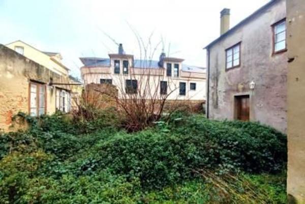 Casa independiente en calle Santa Rita