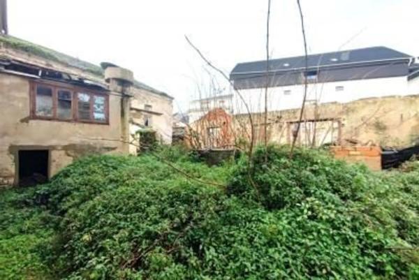 Casa independiente en calle Santa Rita