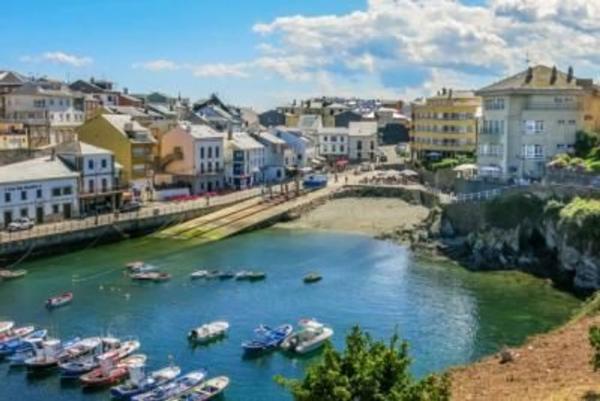 Casa independiente en calle Santa Rita