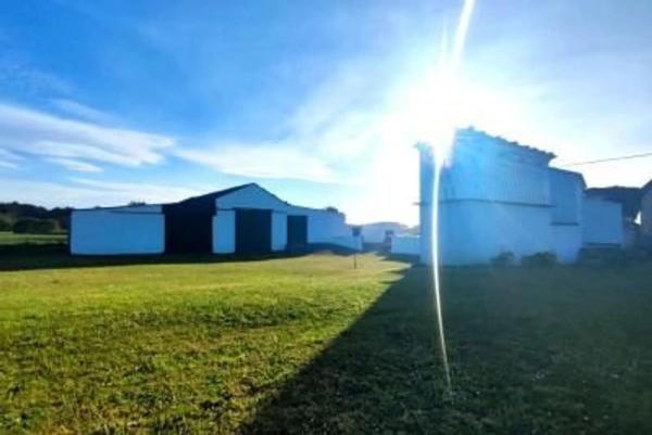 Casa independiente en carretera Irún - Santiago