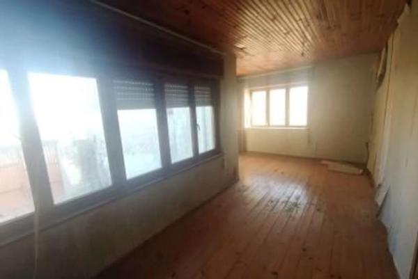 Casa independiente en avenida San Esteban