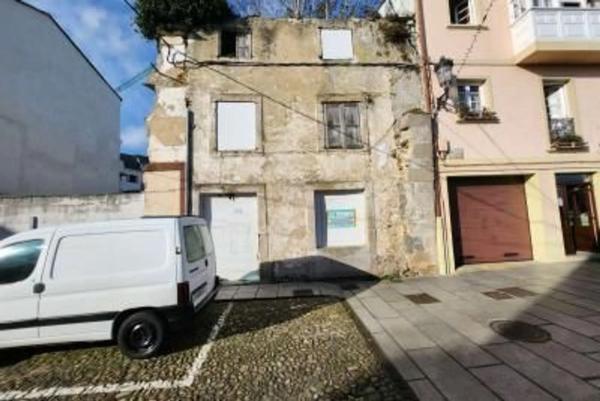 Casa independiente en plaza Cruzader