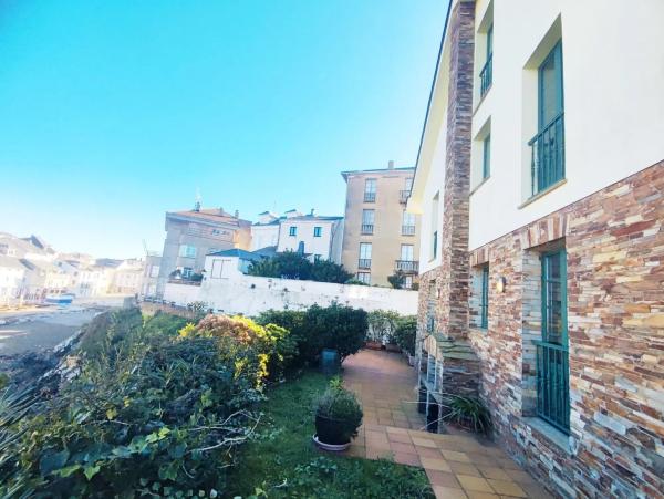 Casa independiente en calle Pozo