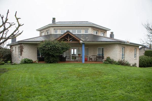 Casa independiente en carretera Soirana