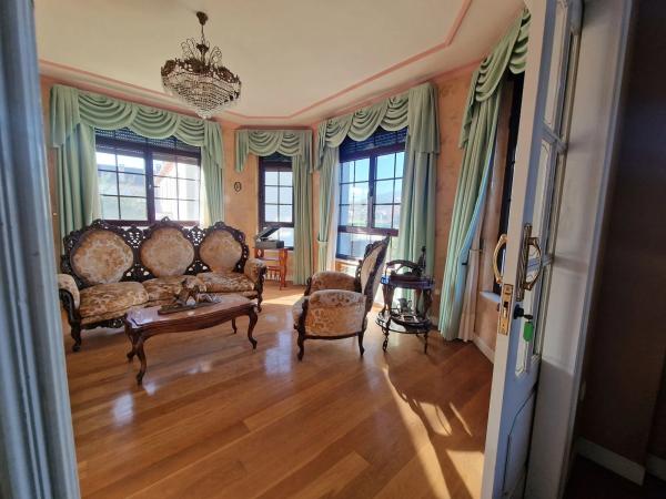 Casa independiente en avenida Navia Asturias