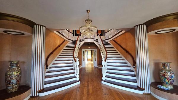 Casa independiente en avenida Navia Asturias